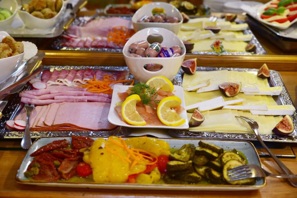 Frühstücksbuffet im Hotel Bergson ARRIVEL
